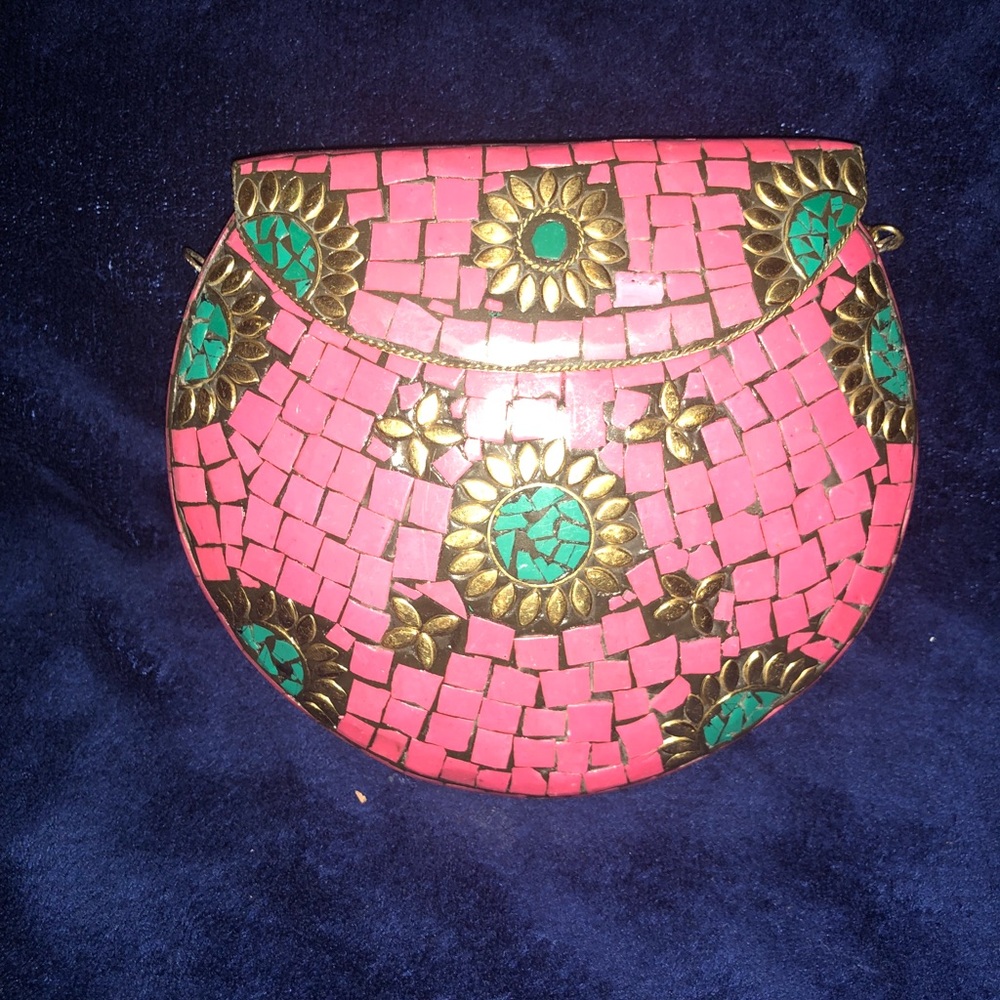 Metal Clutches